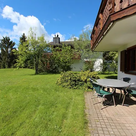 Familienunterkunft Arnika In Lantsch-lenz-lenzerheide Apartman Lenz