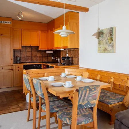 Familienunterkunft Arnika In Lantsch-lenz-lenzerheide * Lenz